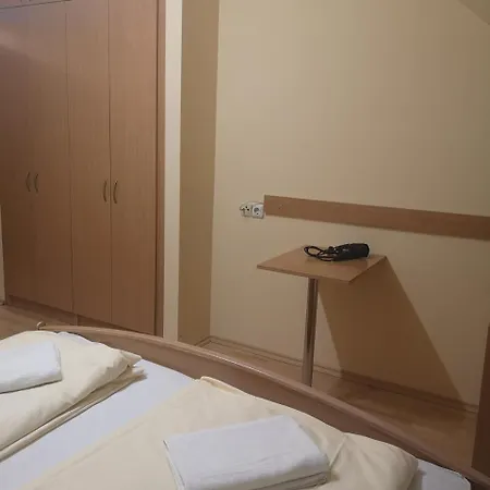 Guest house Galeria Panzio Sarvar