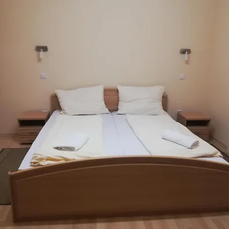 Galeria Panzio Guest house 3*