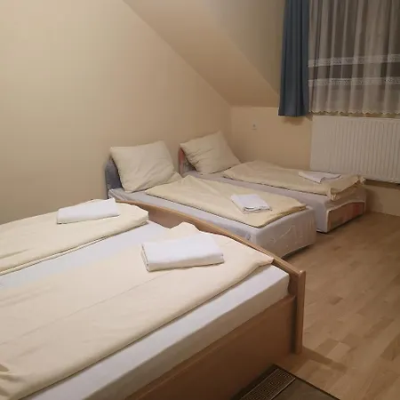 Galeria Panzio Guest house